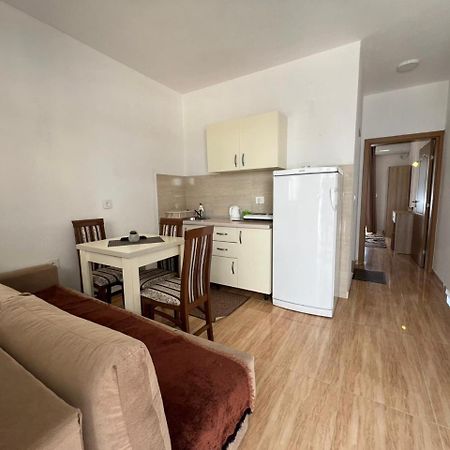 Kontiki Apartments Ulcinj Buitenkant foto