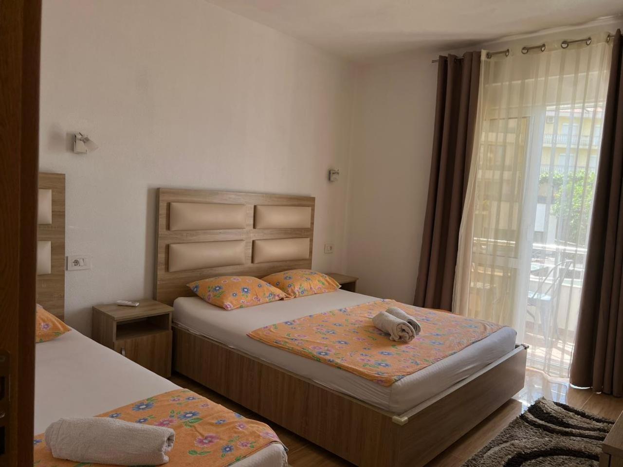 Kontiki Apartments Ulcinj Buitenkant foto